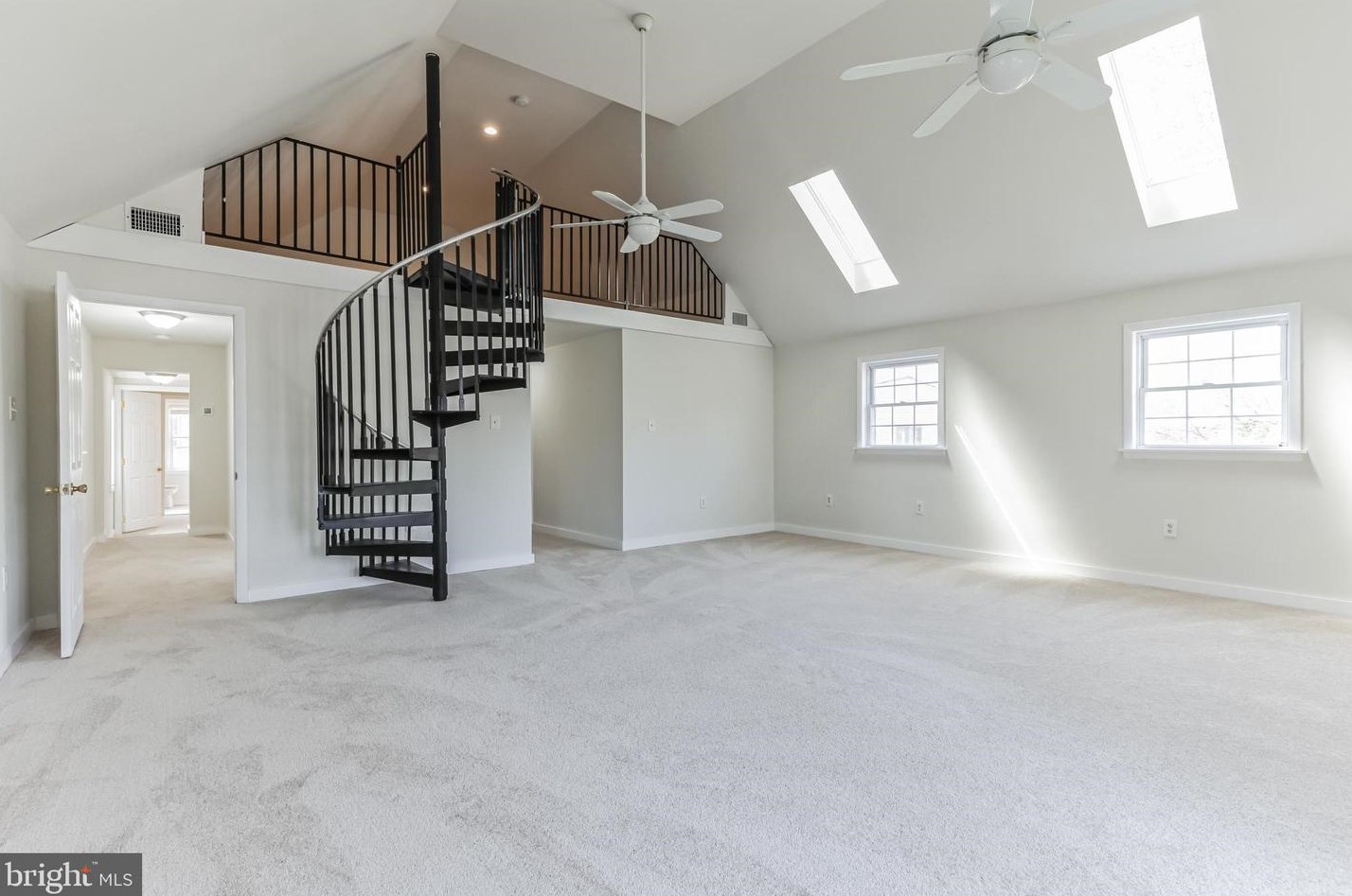 19 Chestnut St, Pottstown PA 19464-5451 exterior