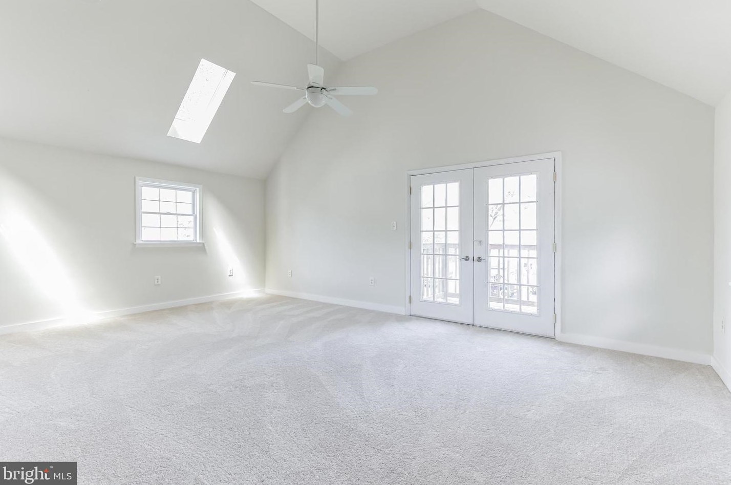 19 Chestnut St, Pottstown PA 19464-5451 exterior