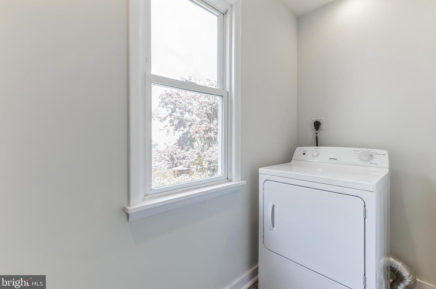 19 Chestnut St, Pottstown PA 19464-5451 exterior