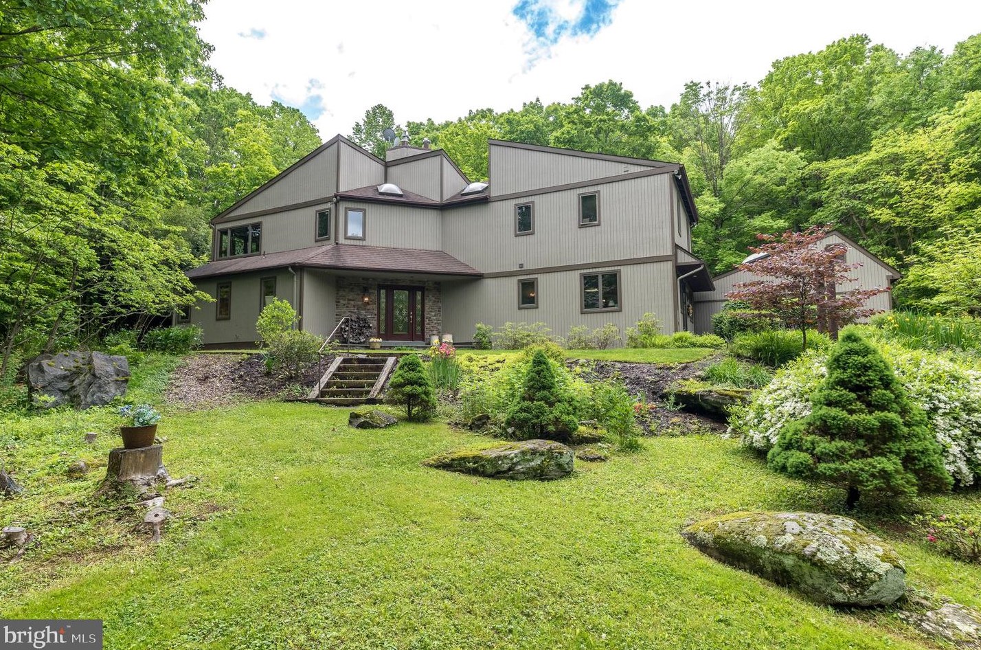 1019 Scott Rd, Green Lane, PA 18054