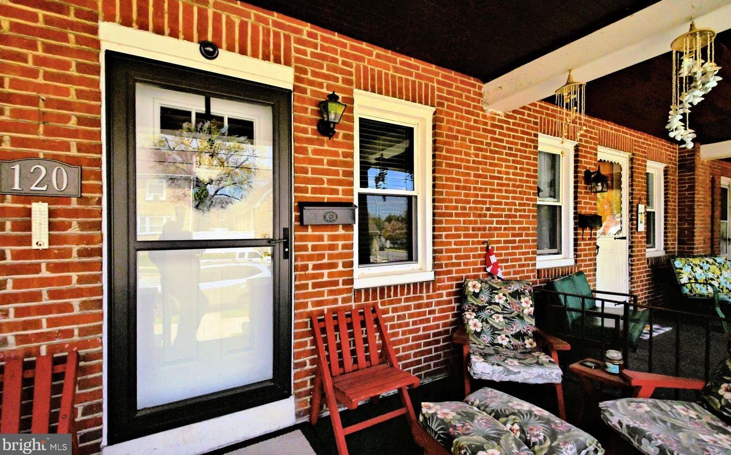 120 Freedley St, Norristown PA  19401-0034 exterior