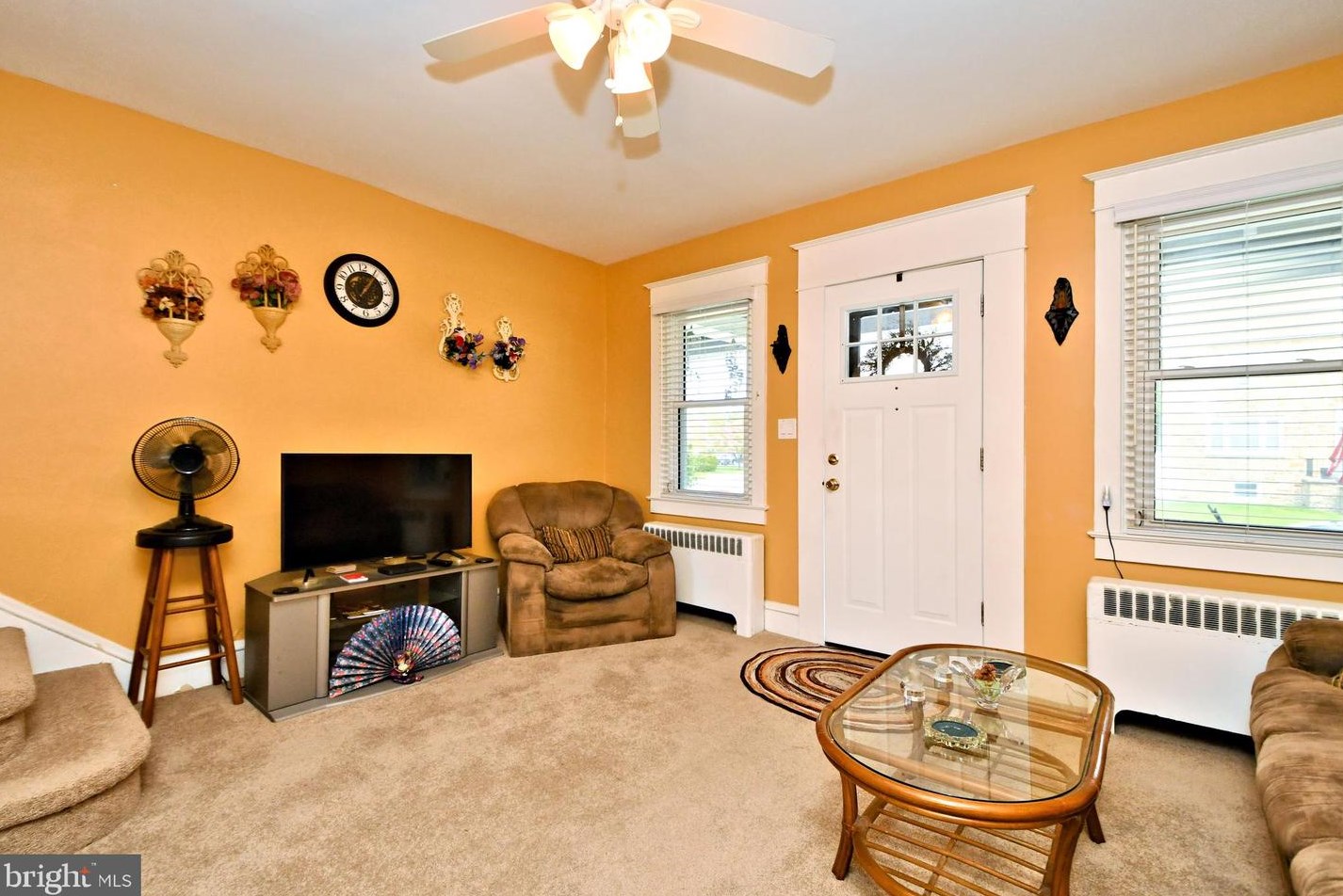 120 Freedley St, Norristown PA  19401-0034 exterior