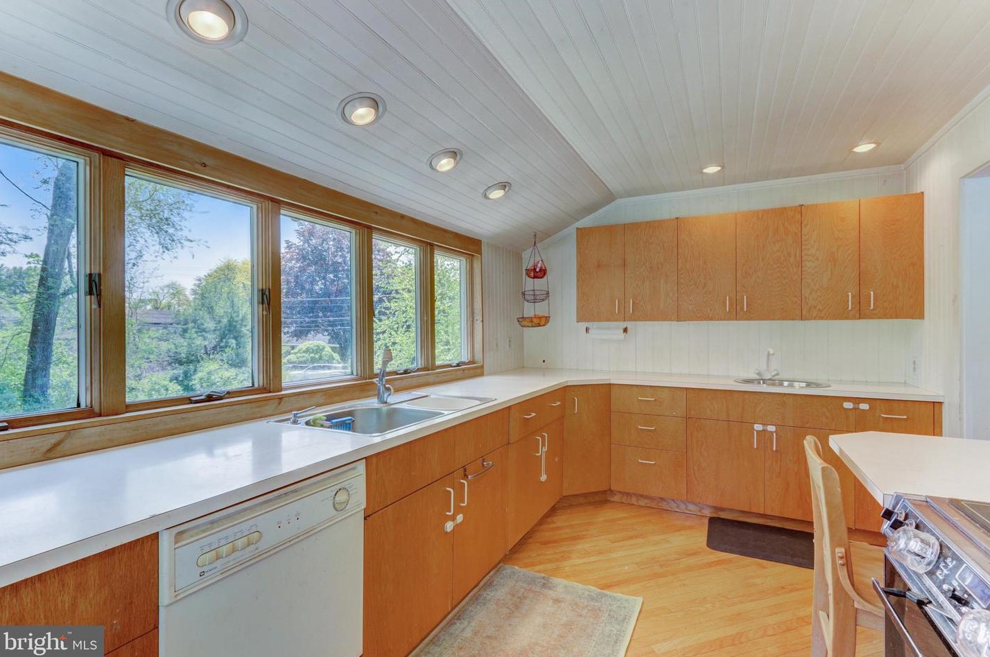 1000 Meetinghouse Rd, Prospectville PA 19002-3738 exterior