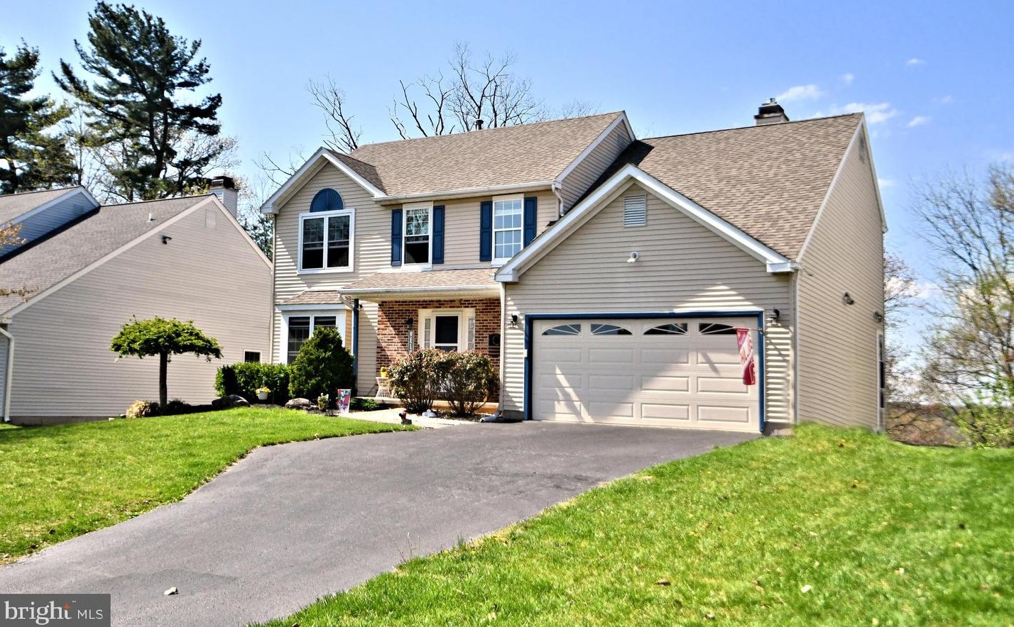 3031 Fairhill Dr, Collegeville, PA 19426-3238