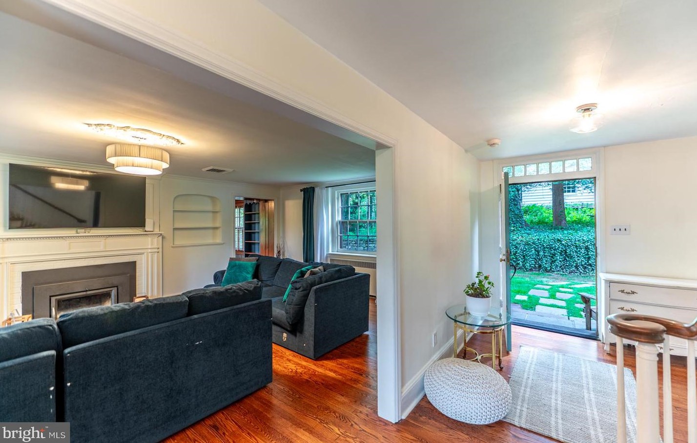 819 Pardee Ln, Wyncote PA 19095-1609 exterior