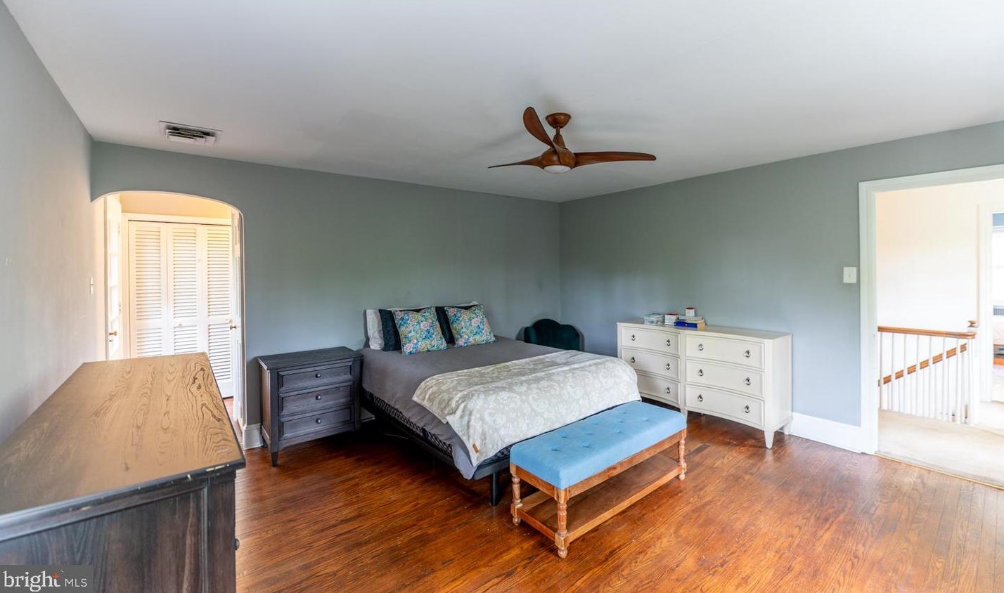 819 Pardee Ln, Wyncote PA 19095-1609 exterior