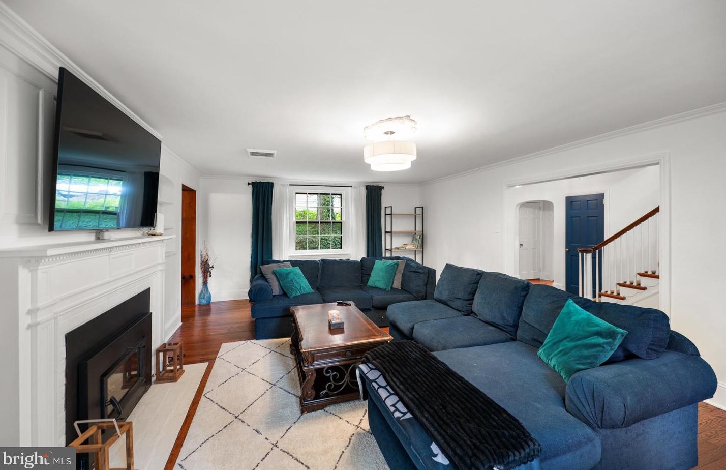 819 Pardee Ln, Wyncote PA 19095-1609 exterior