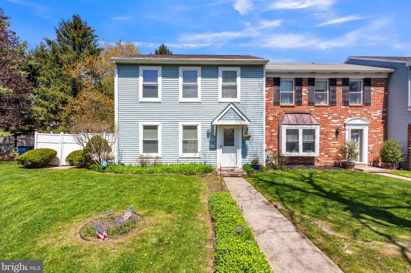53 Hunt Dr, Horsham, PA 19044
