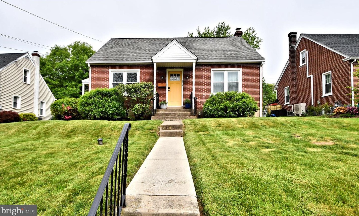 309 Central Ave, Souderton, PA 18964