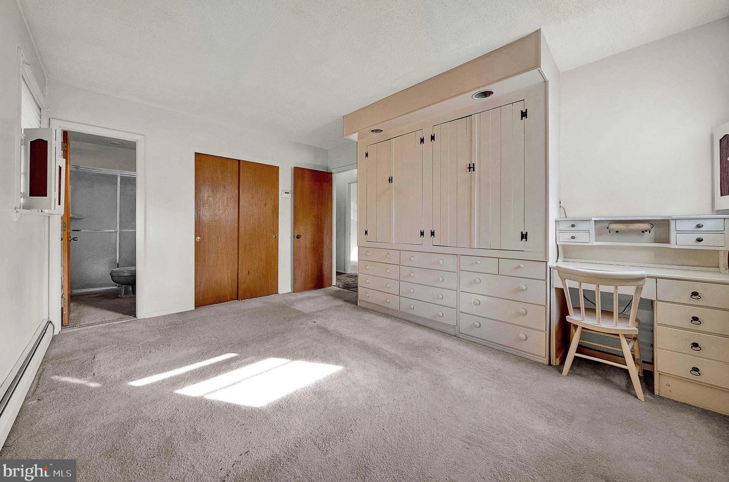 219 Hancock Rd, North Wales PA  19454-2370 exterior