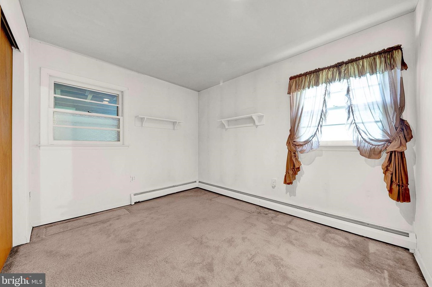 219 Hancock Rd, North Wales PA  19454-2370 exterior