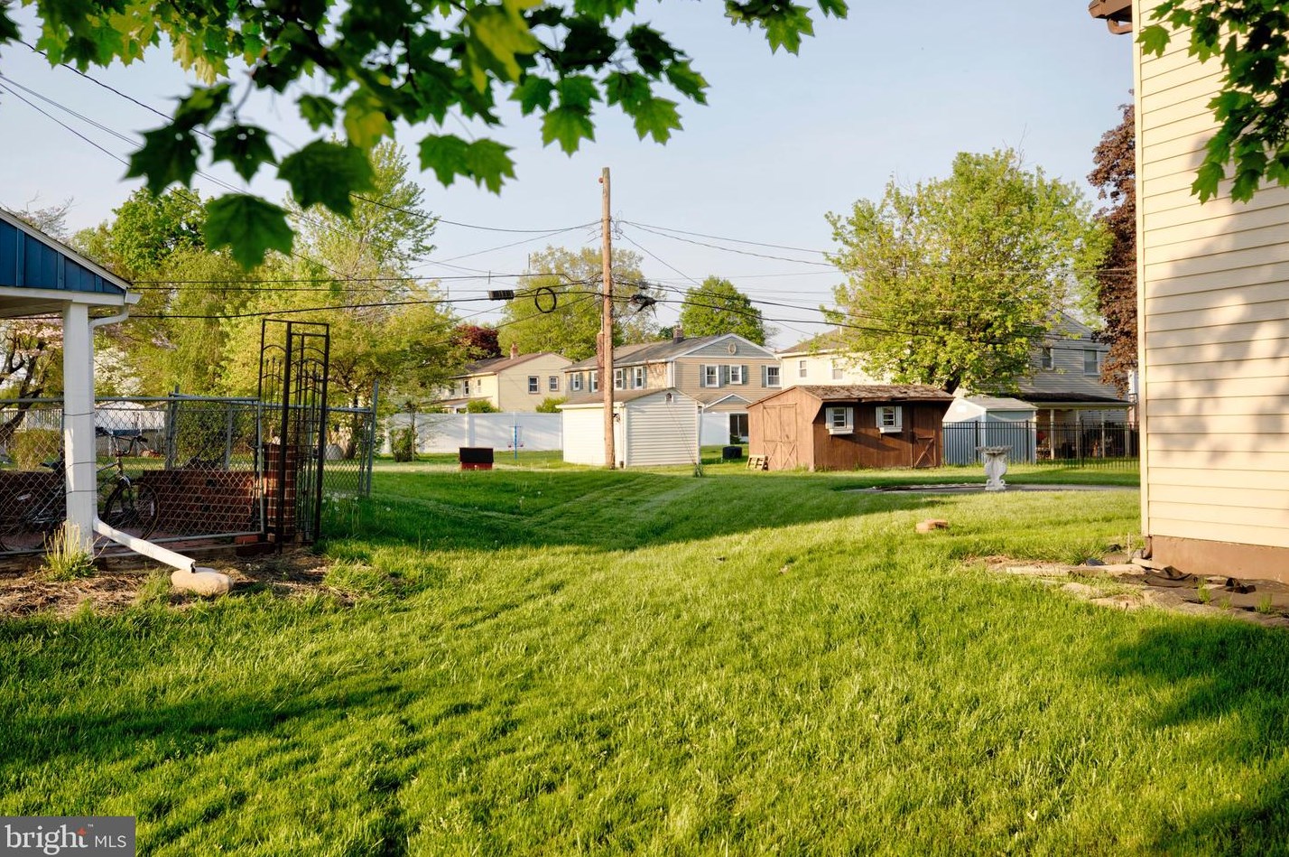 517 Barbara Dr, Norristown PA  19403-4101 exterior