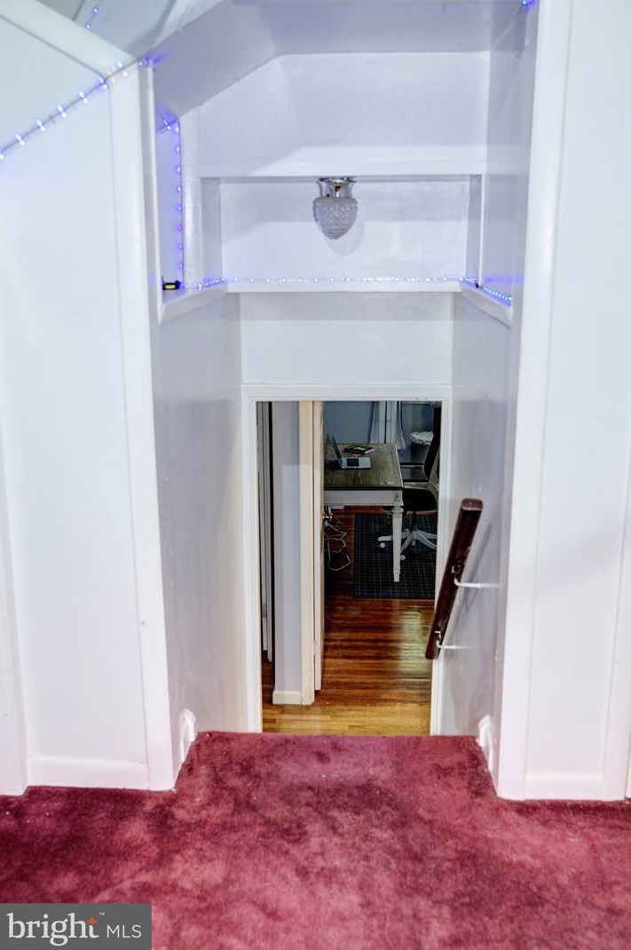 517 Barbara Dr, Norristown PA  19403-4101 exterior