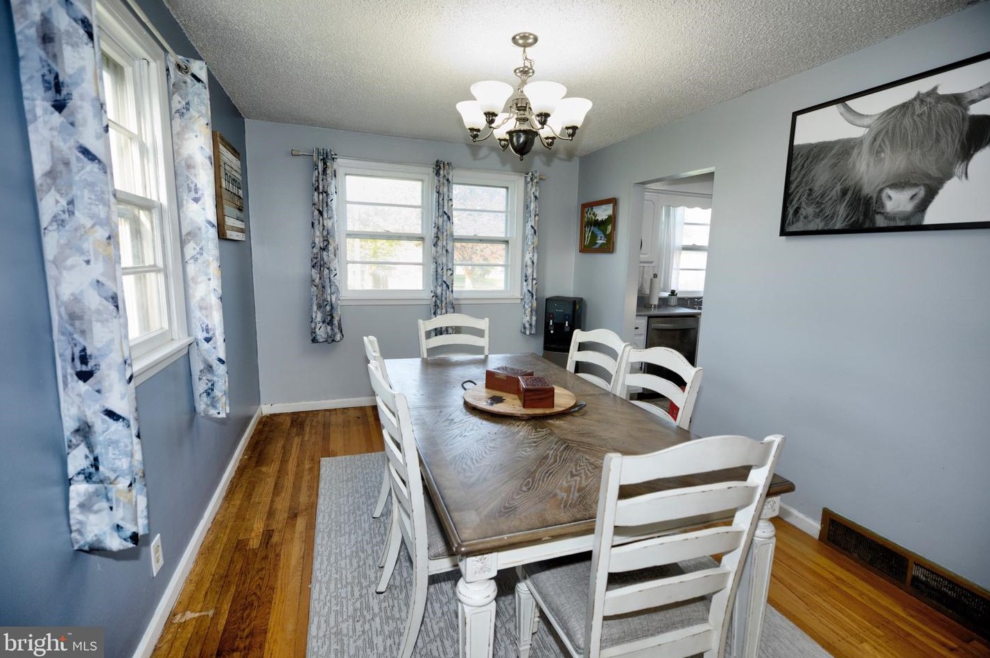 517 Barbara Dr, Norristown PA  19403-4101 exterior