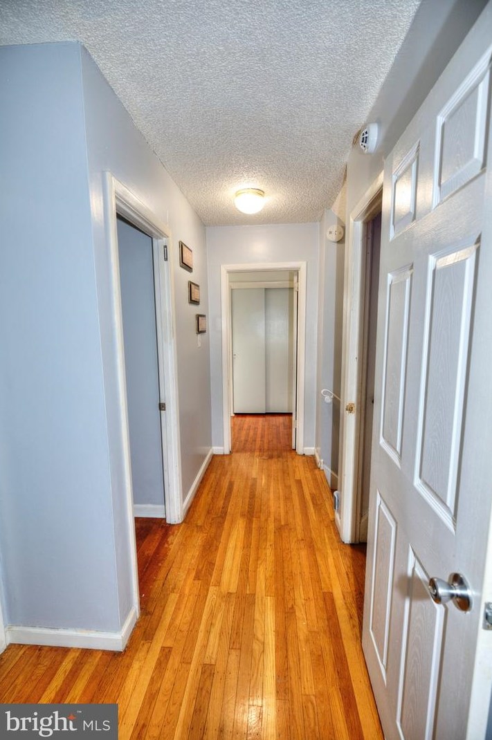 517 Barbara Dr, Norristown PA  19403-4101 exterior