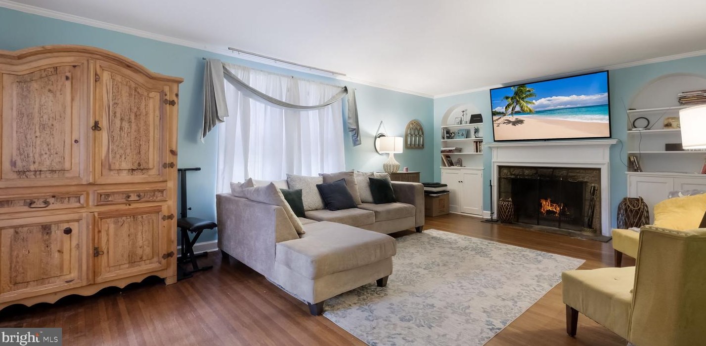 7506 Woodlawn Ave, Melrose Park, PA 19027-2909