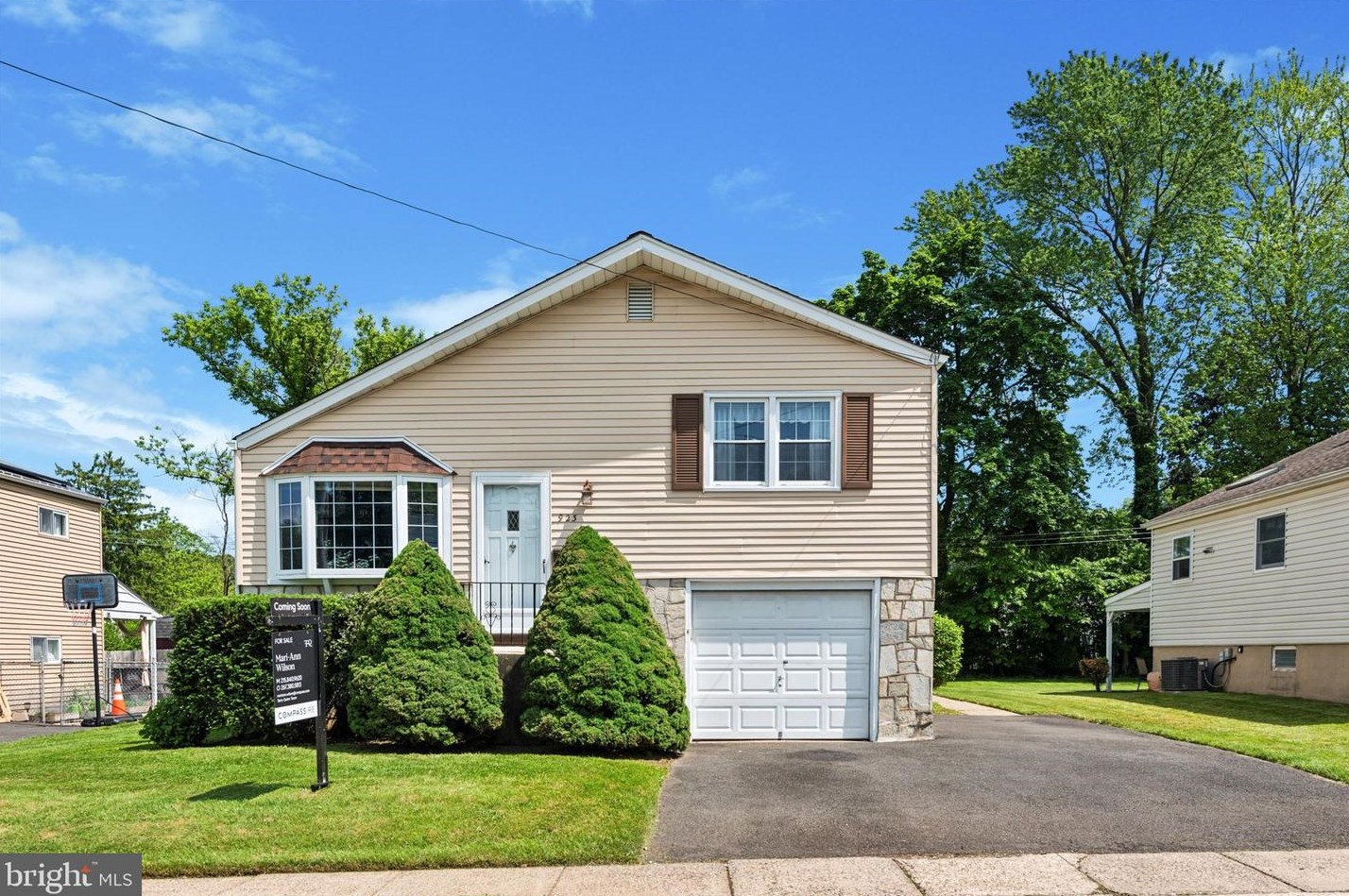 923 Central Ave, Ardsley, PA 19038-2710