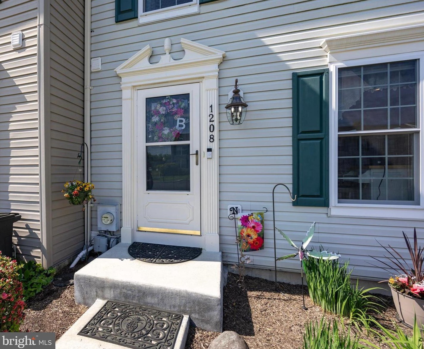1208 Hunter Ln, Perkiomenville, PA 18074
