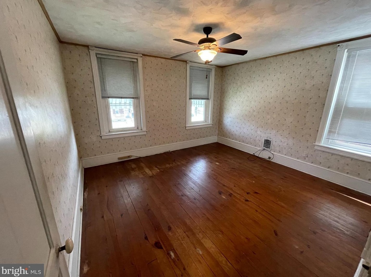 537 Walnut St, Limerick PA 19468-2413 exterior