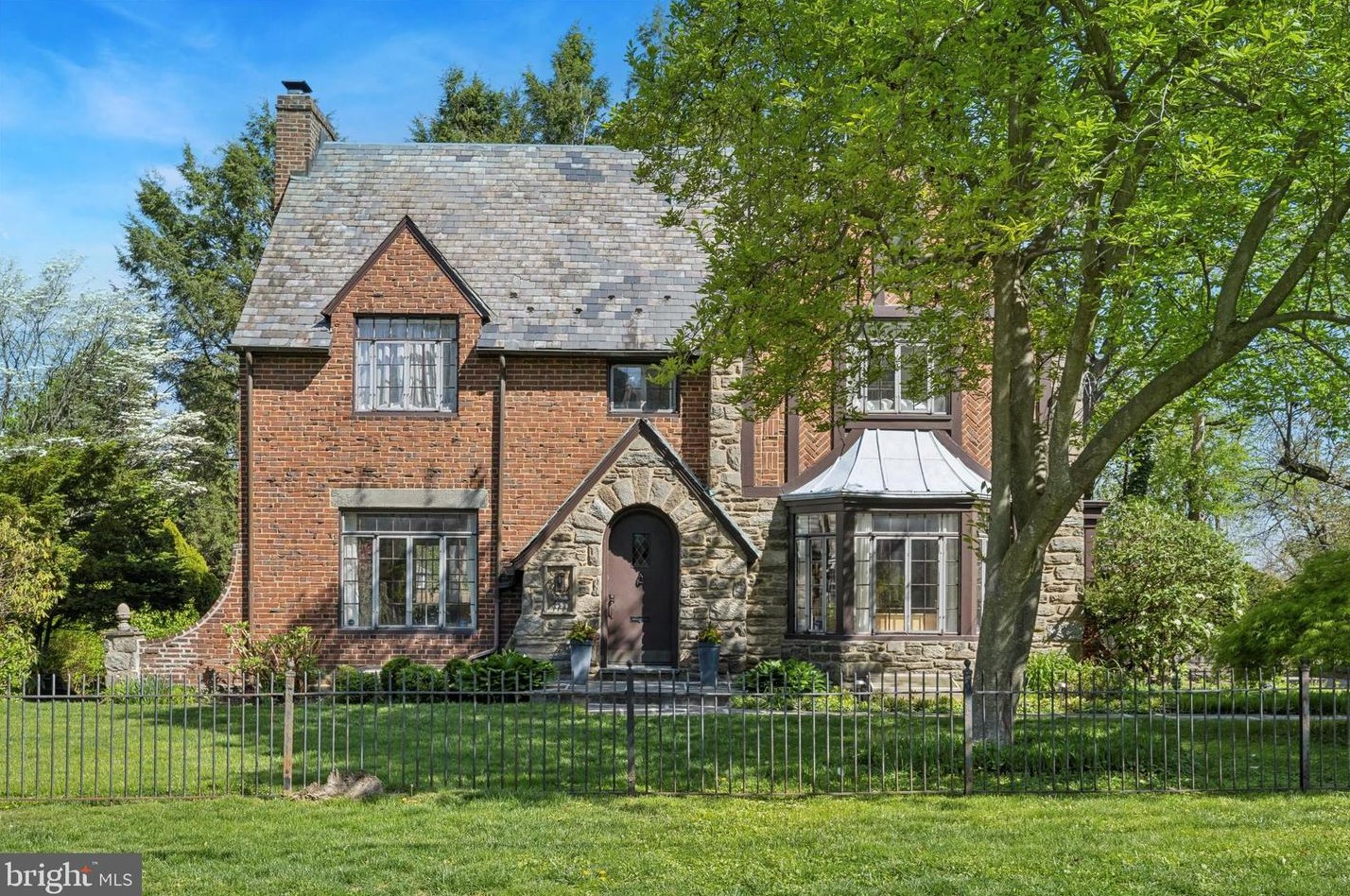 111 E Dartmouth Rd, Cynwyd, PA 19004