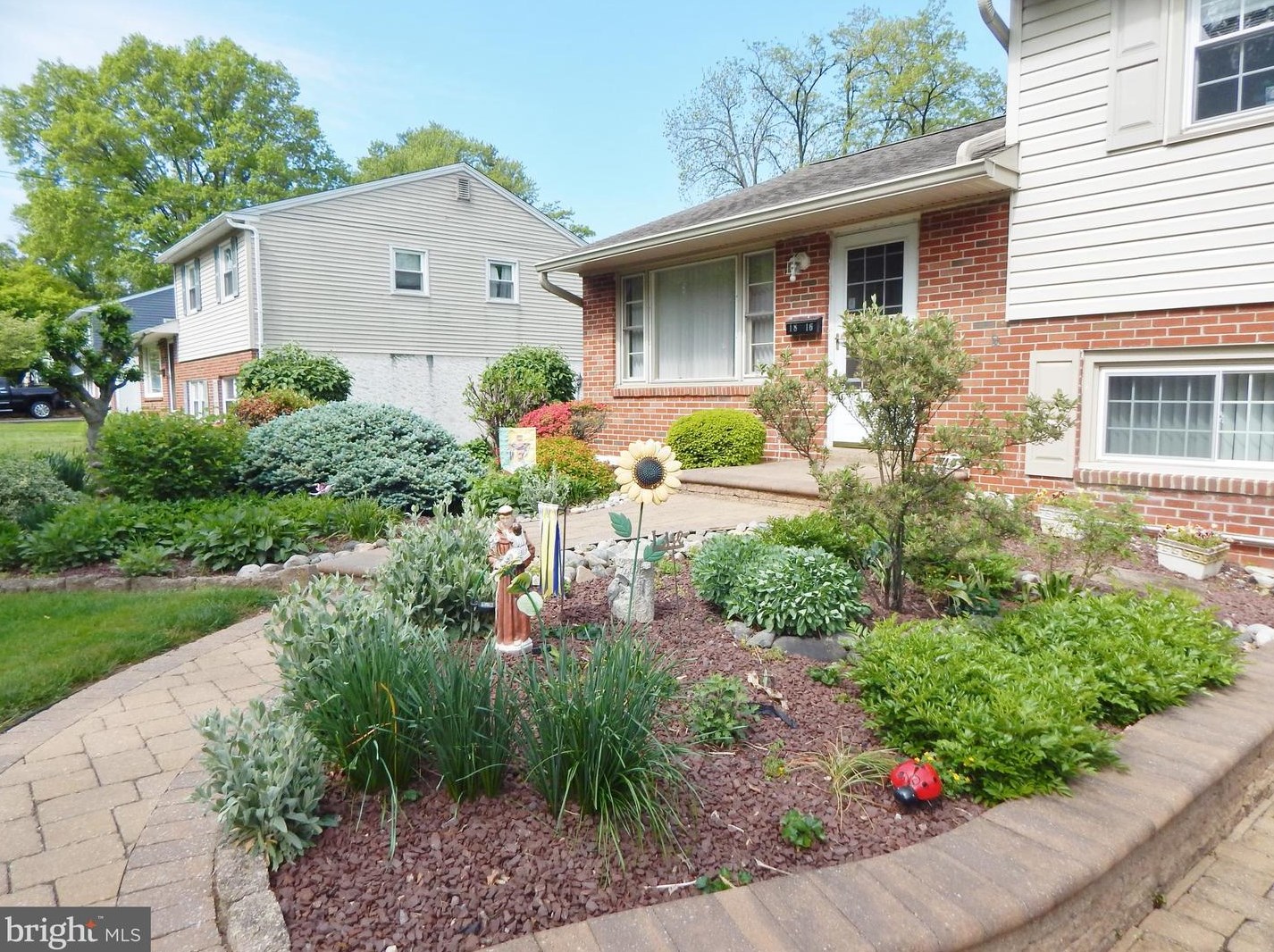 1816 N Hills Ave, Willow Grove, PA 19090