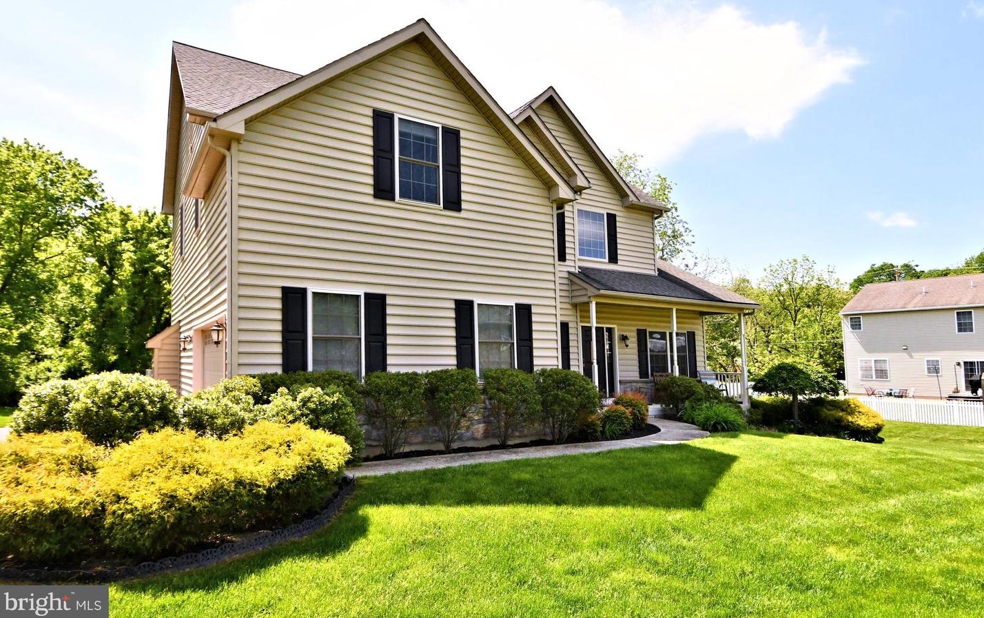 2866 1st St, Norristown, PA 19403-1543