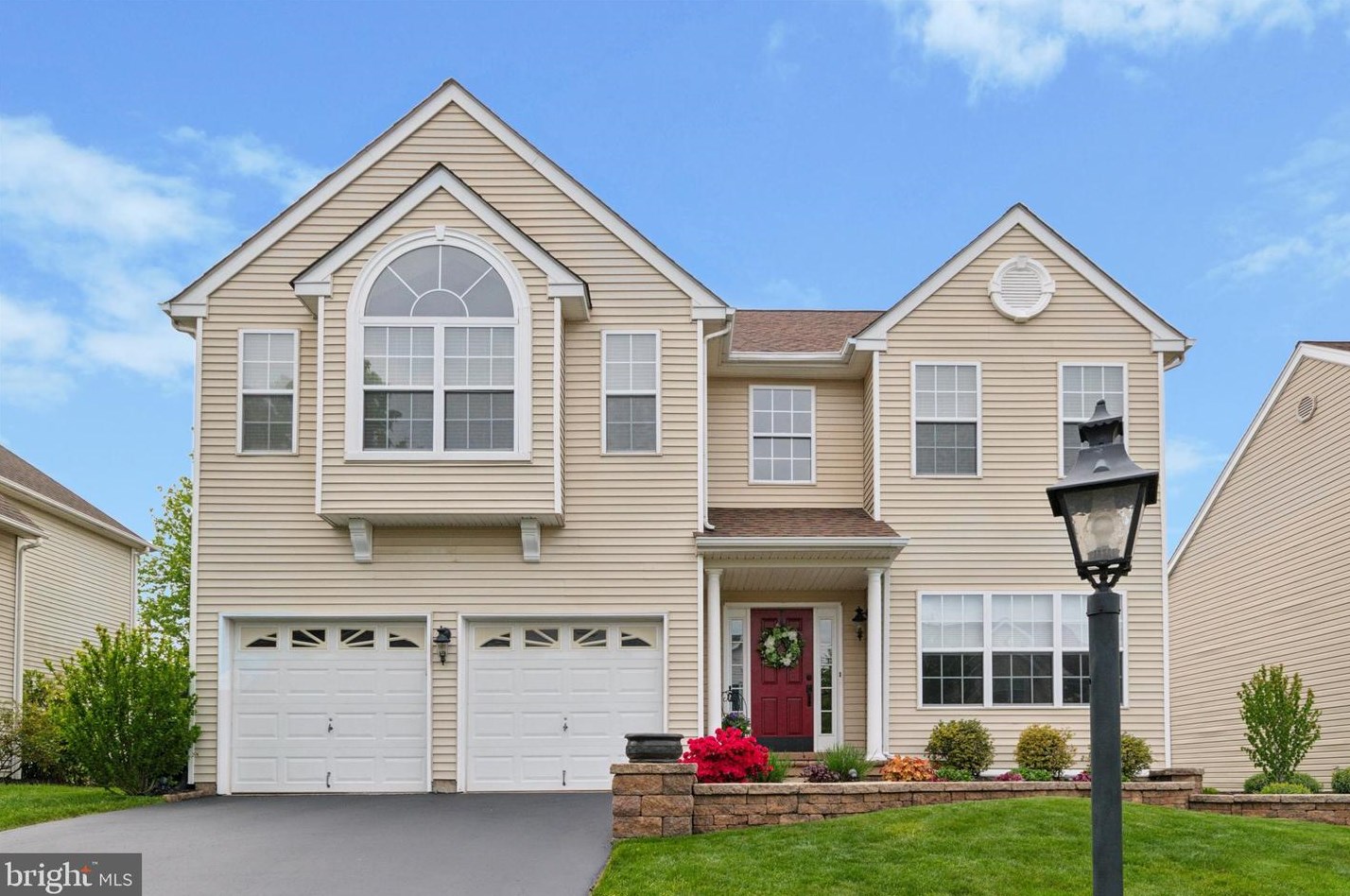 6 Queen Ln, Limerick, PA 19468