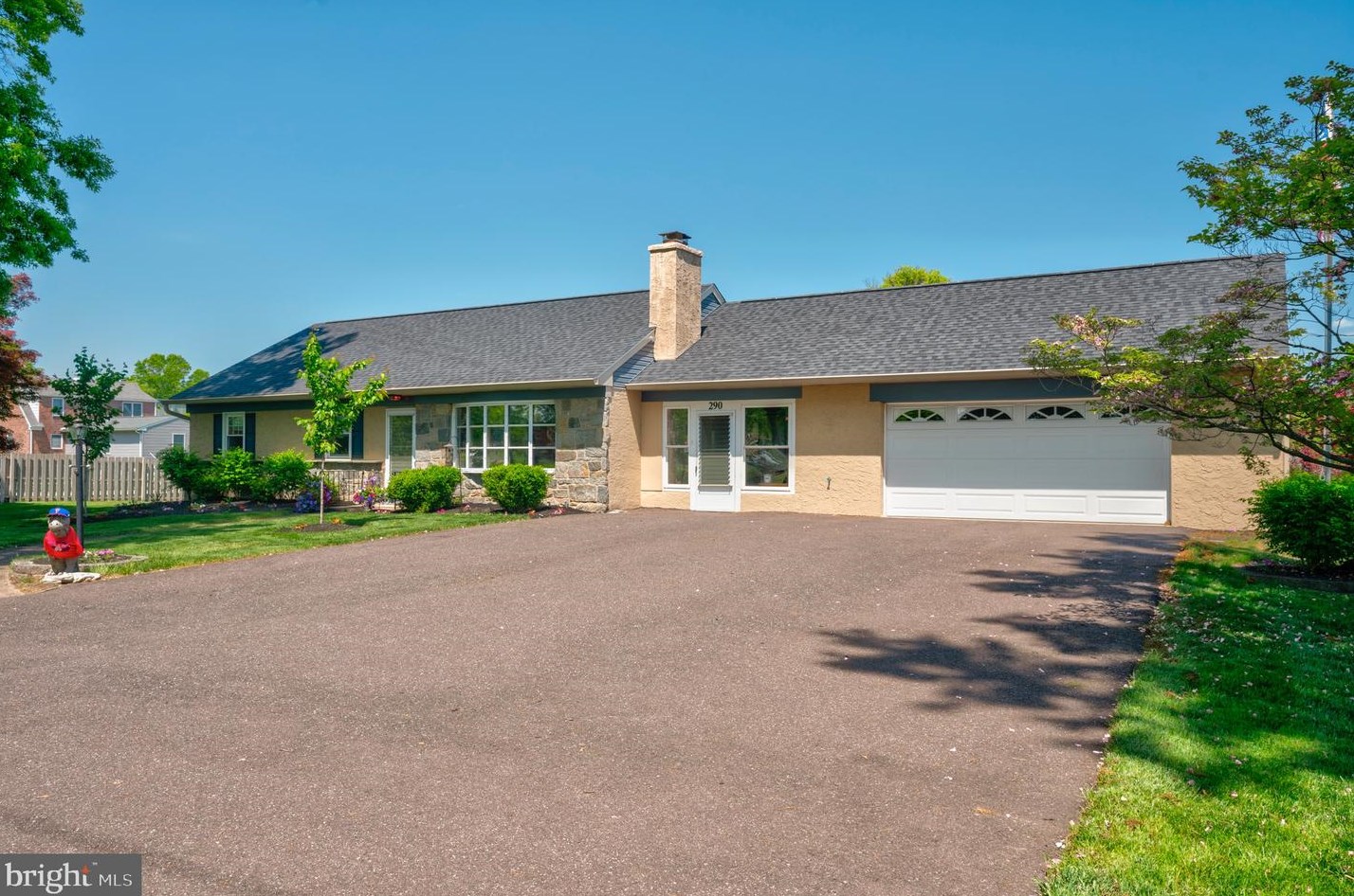 290 S Lewis Rd, Limerick, PA 19468