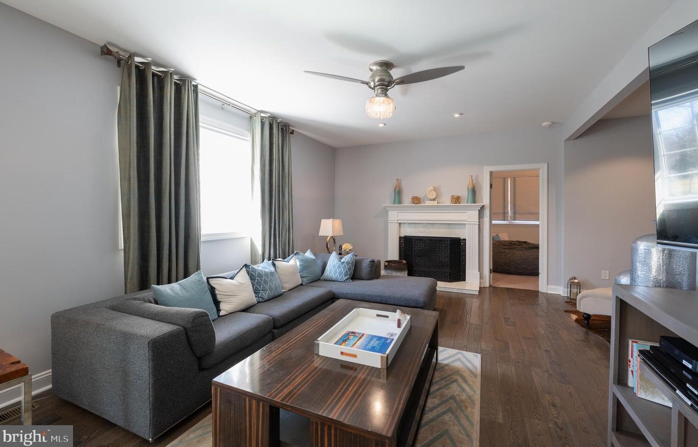 709 Abbeydale Ct, Prospectville PA 19002-1823 exterior