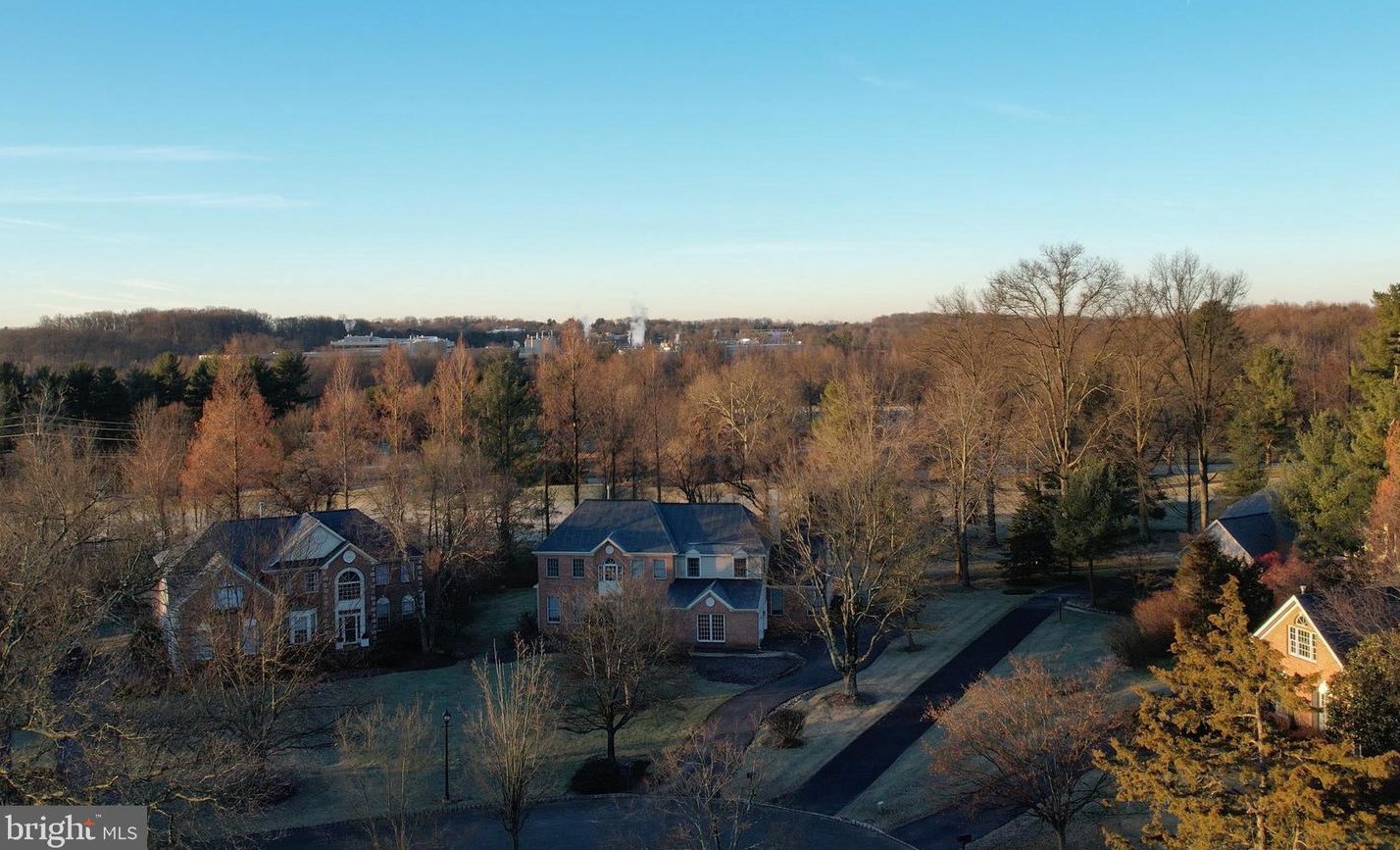 709 Abbeydale Ct, Prospectville PA 19002-1823 exterior