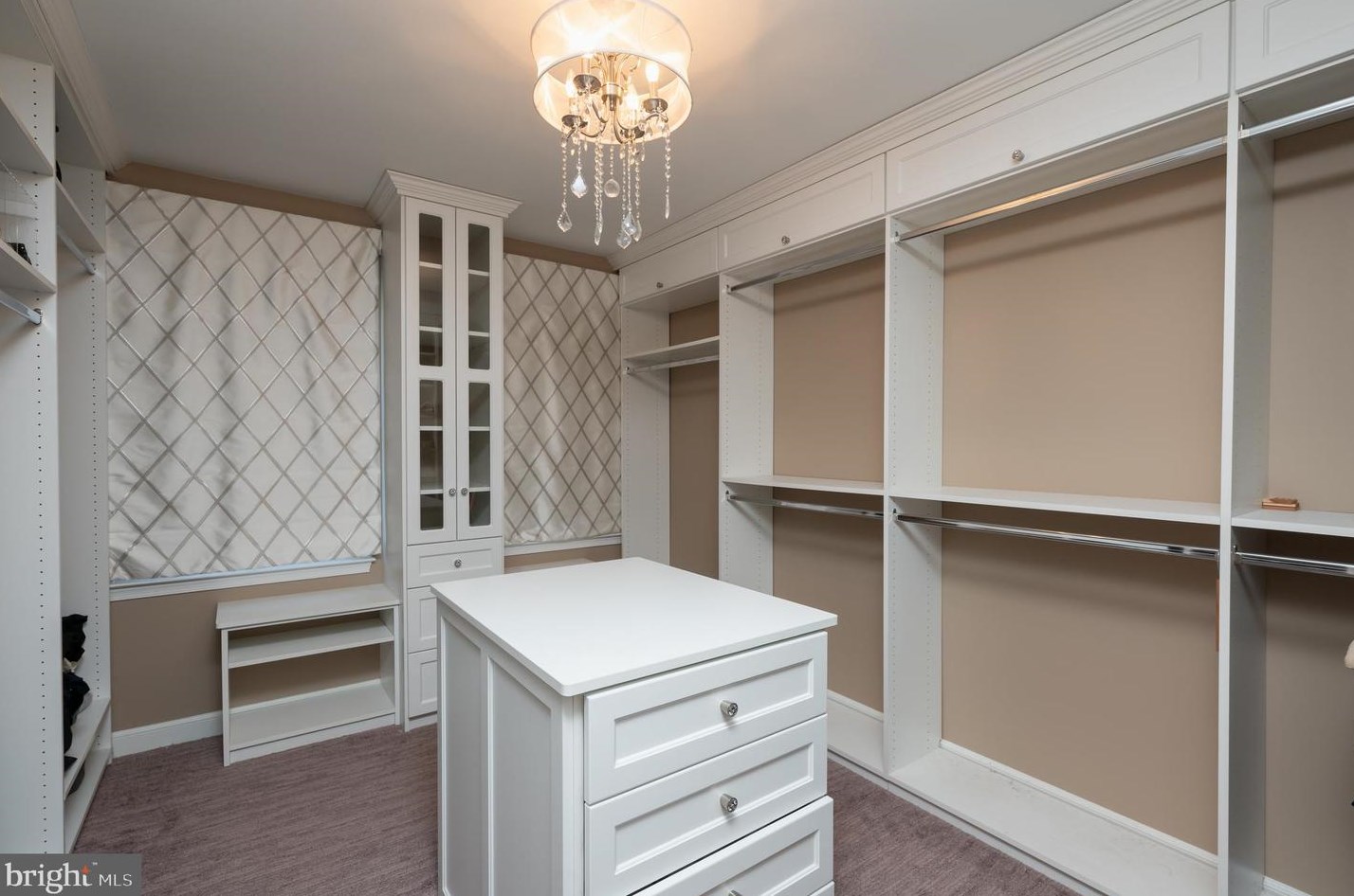 709 Abbeydale Ct, Prospectville PA 19002-1823 exterior