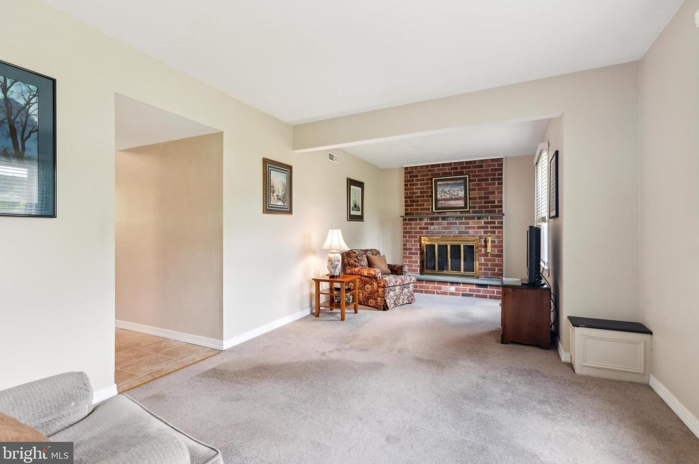 24 Scarlet Oak Dr, Miquon PA 19444-2420 exterior