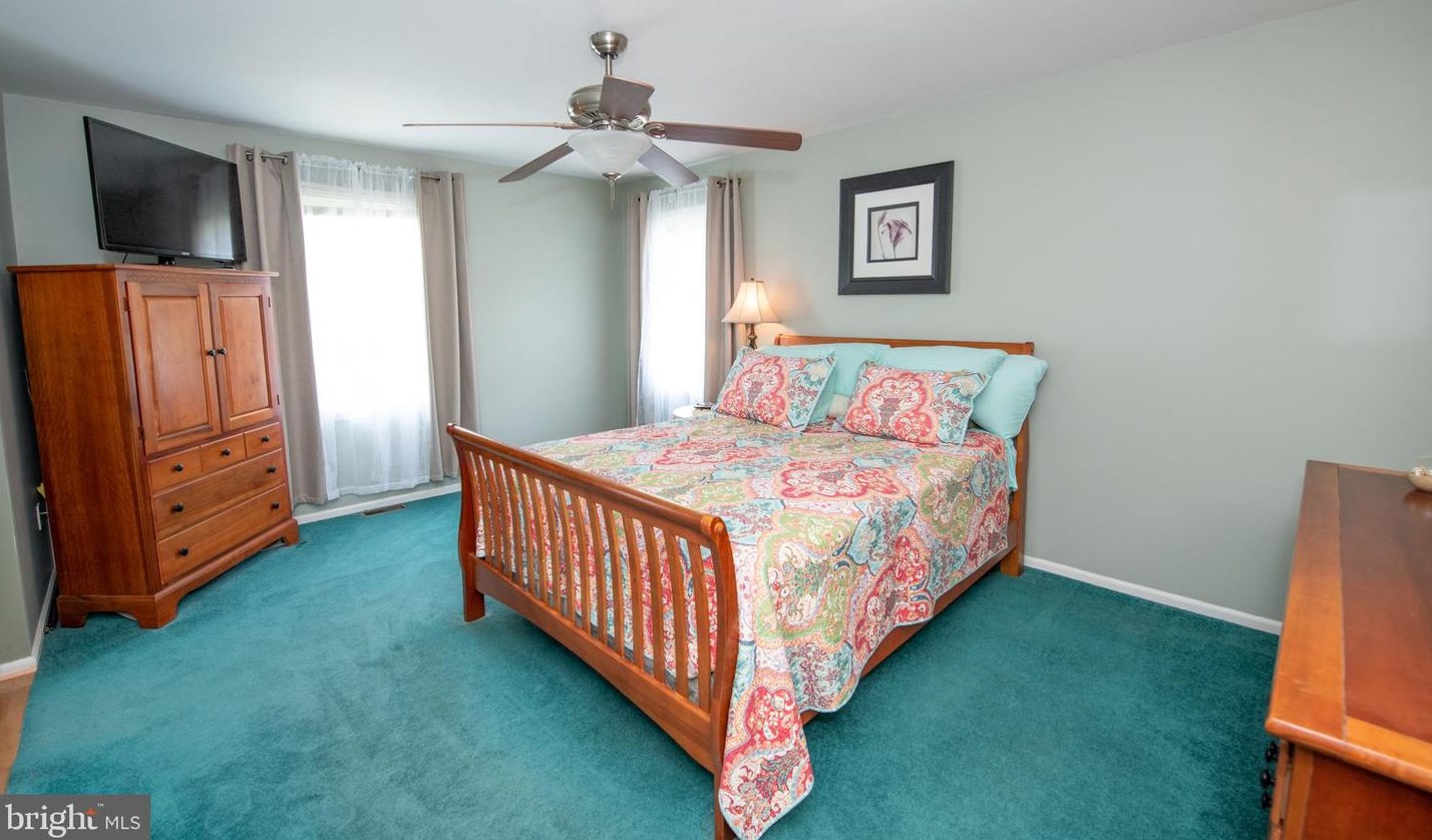 1613 Morgan Way, Lansdale PA exterior