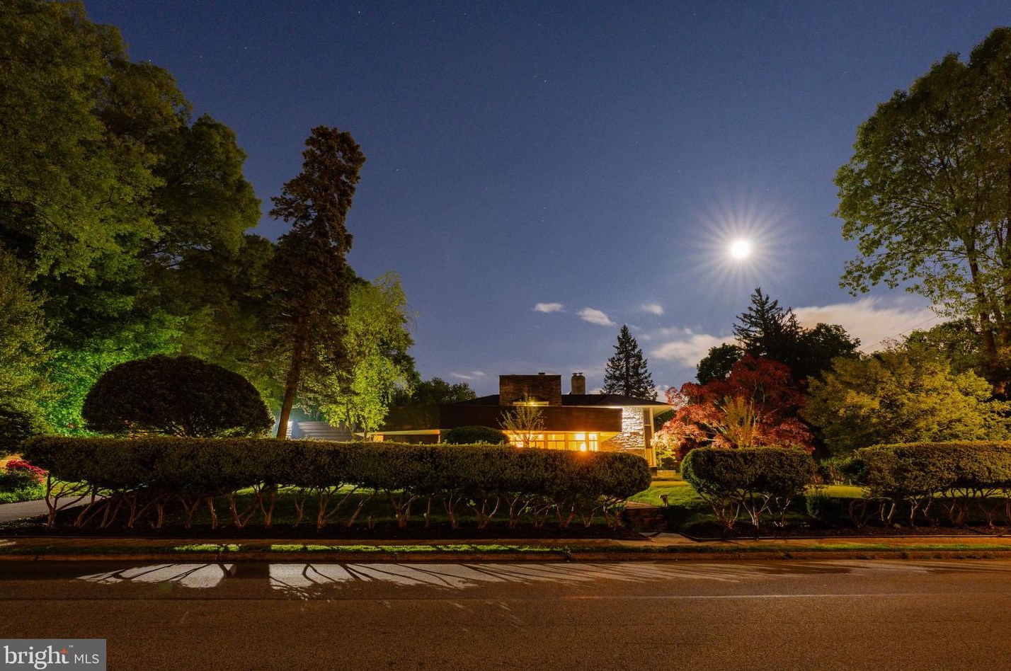 8301 High School Rd, Melrose Park PA  19027-2009 exterior