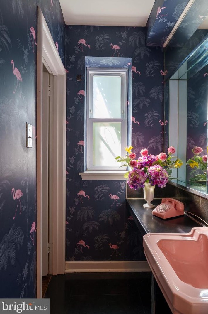 8301 High School Rd, Melrose Park PA  19027-2009 exterior