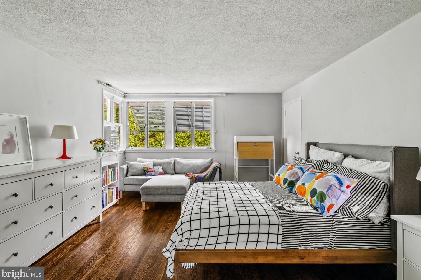 8301 High School Rd, Melrose Park PA  19027-2009 exterior