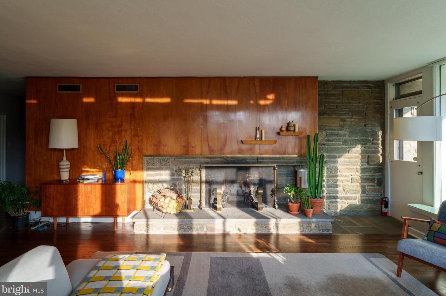 8301 High School Rd, Melrose Park PA  19027-2009 exterior