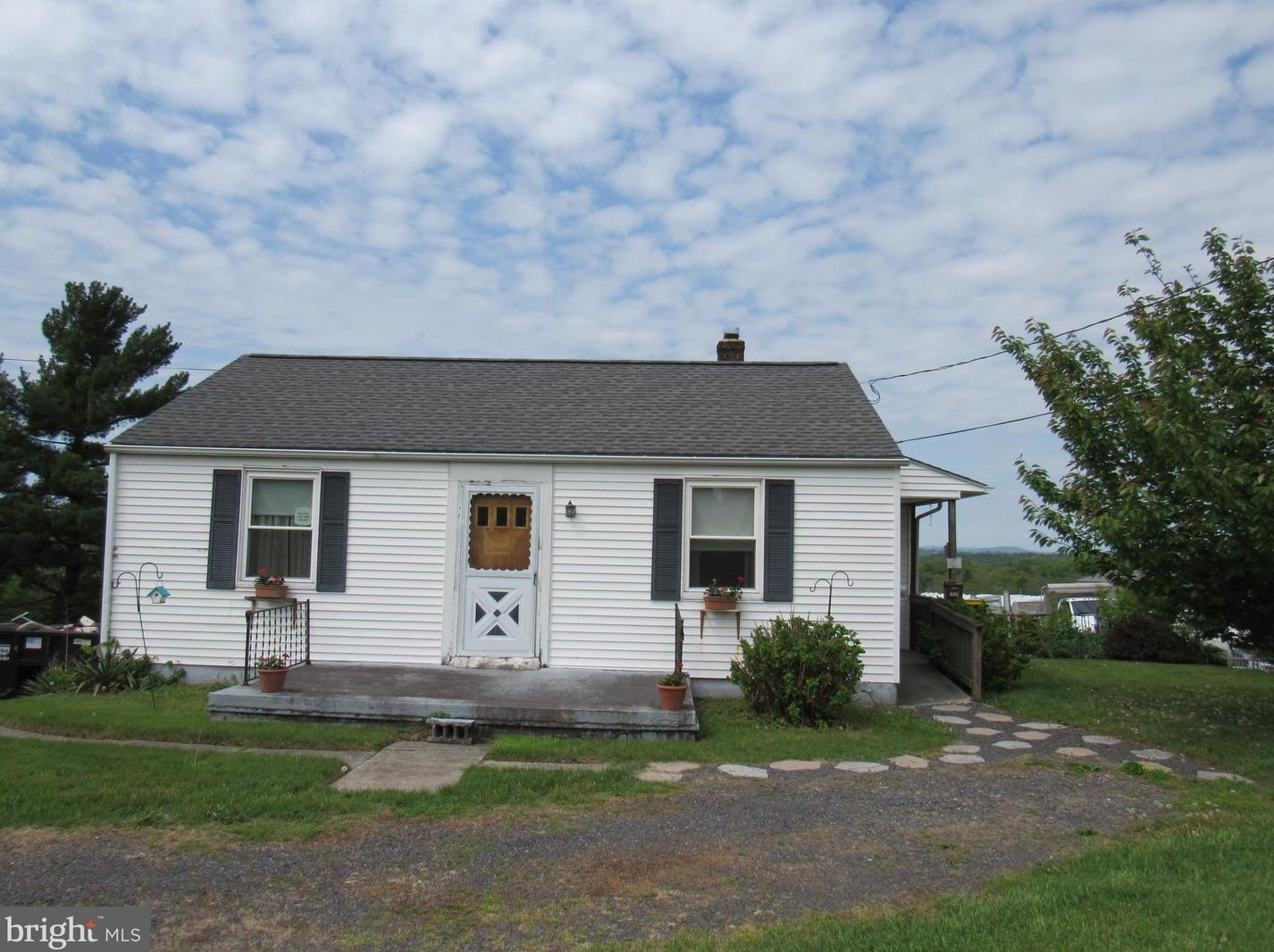 1636 Farmington Ave, Pottstown, PA 19464