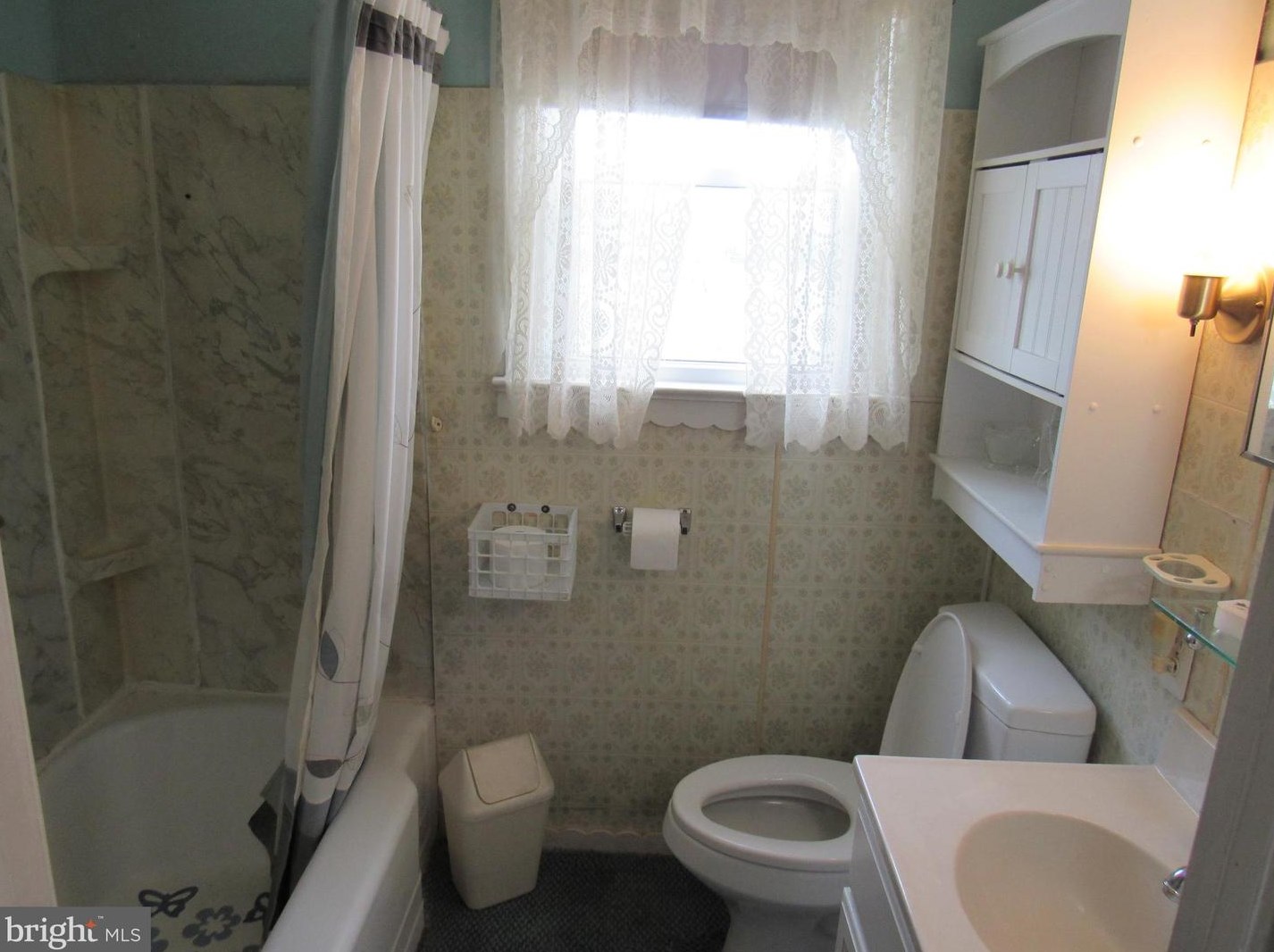 1636 Farmington Ave, Pottstown PA 19464-1401 exterior