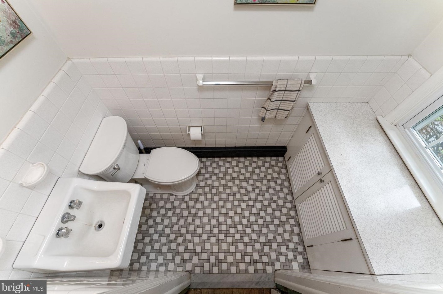 517 Loch Alsh Ave, Prospectville PA  19002-4913 exterior