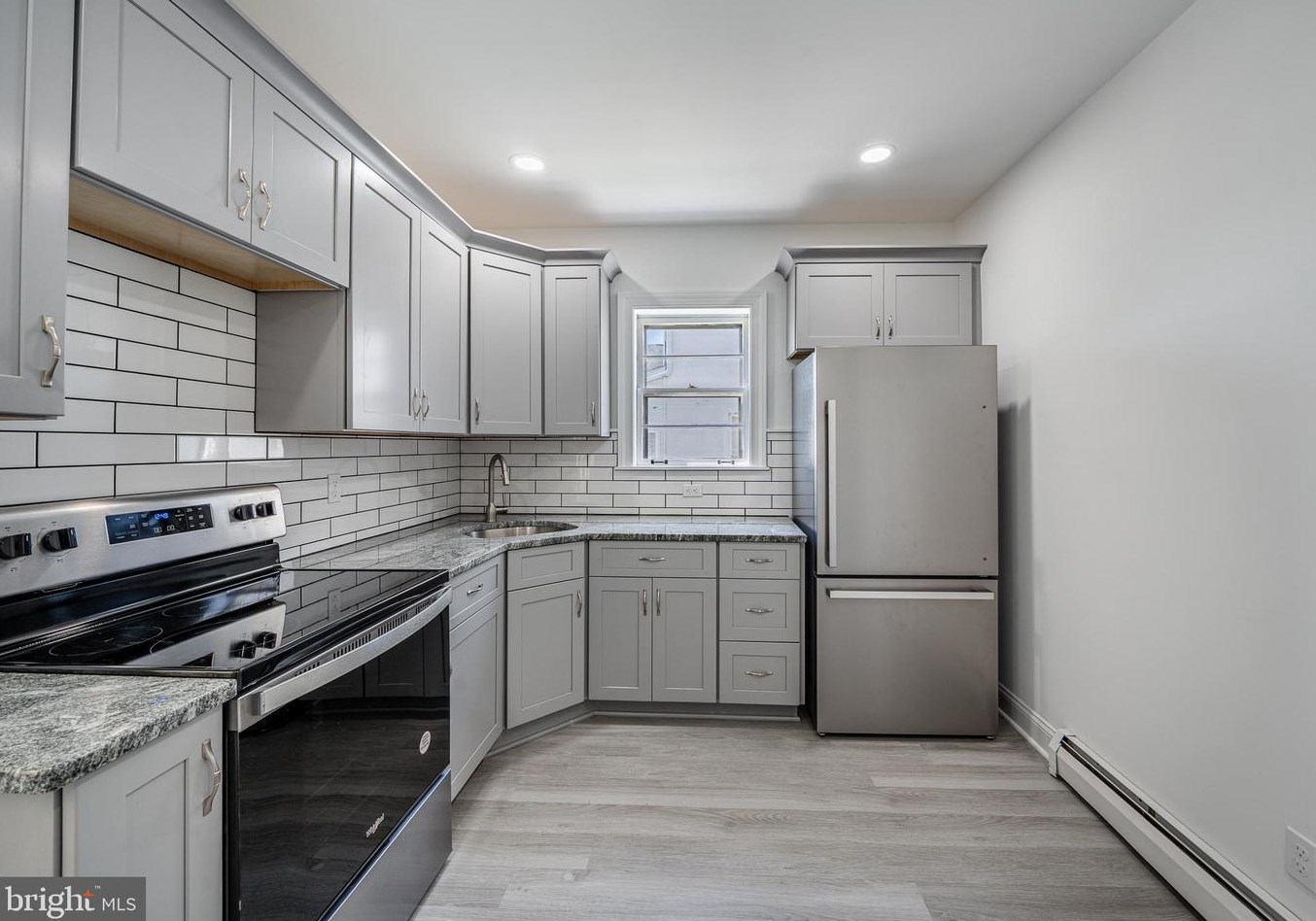 526 Walnut St, Limerick PA 19468-2413 exterior