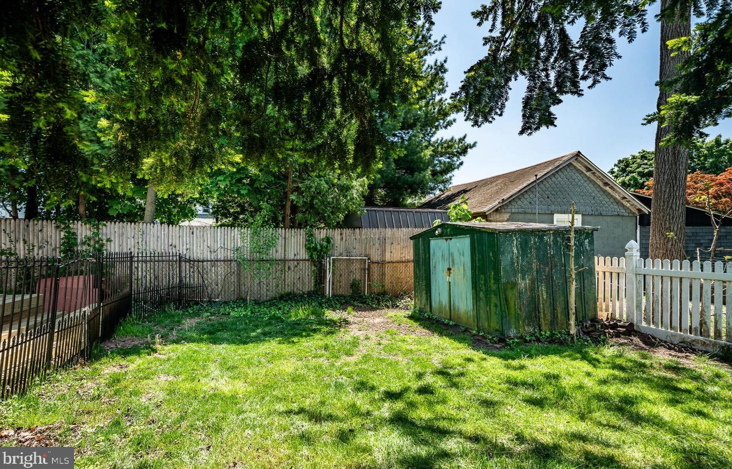 526 Walnut St, Limerick PA 19468-2413 exterior