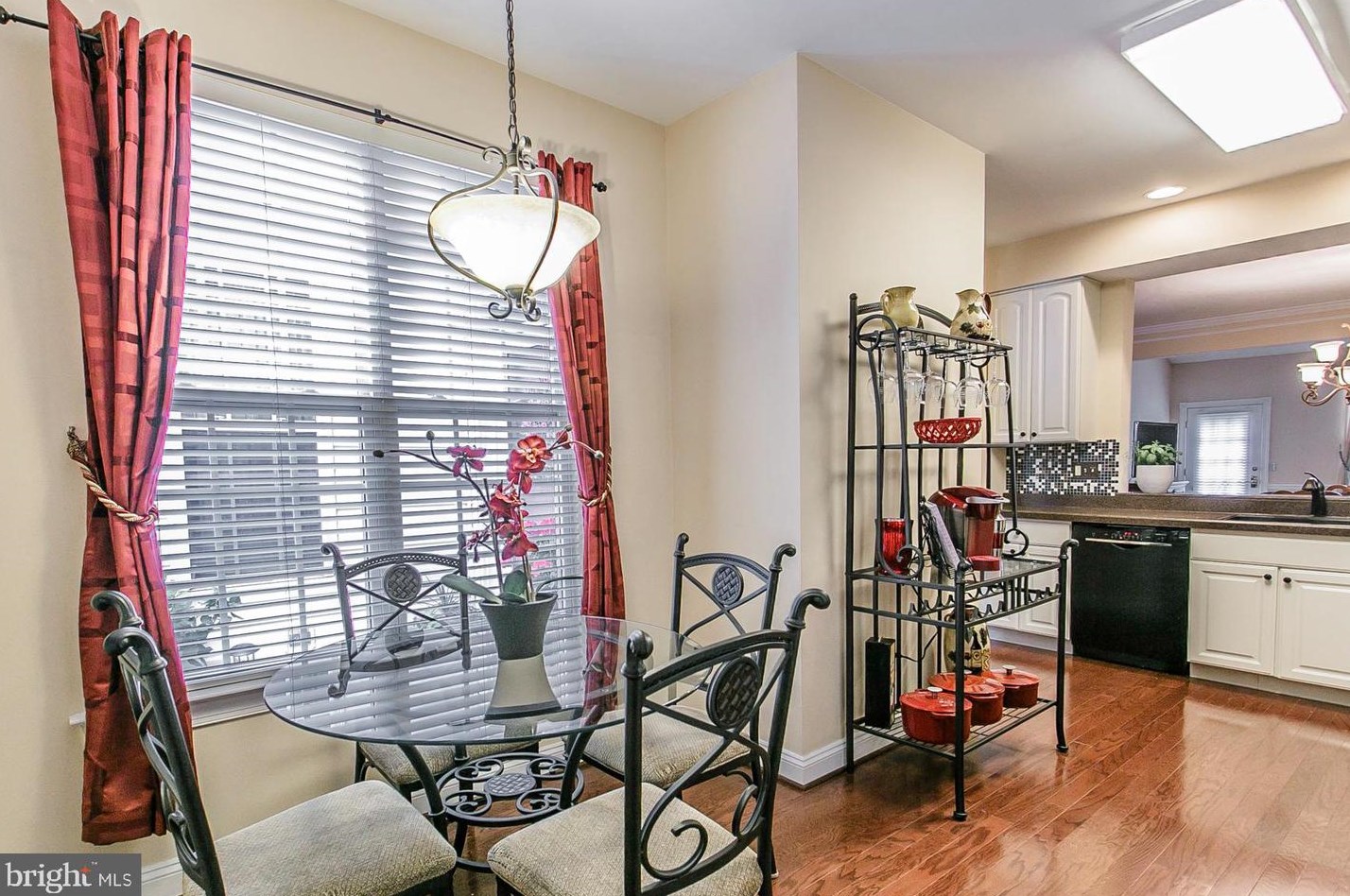 8 Newbury Way, Lansdale PA 19446-4379 exterior