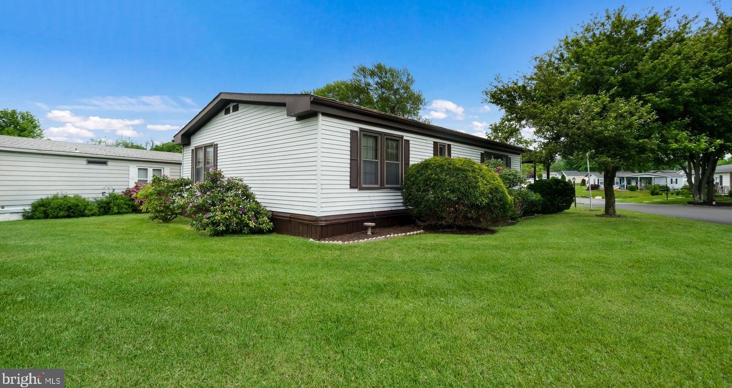 346 Stream View Dr, North Wales, PA 19454-1166