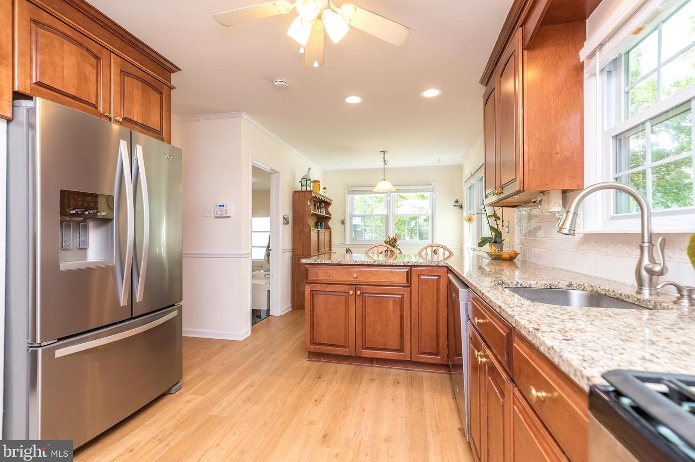 890 Bell Ln, Prospectville PA 19002-2905 exterior