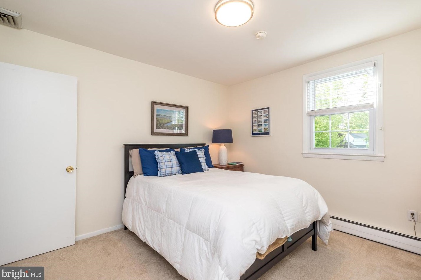 890 Bell Ln, Prospectville PA 19002-2905 exterior