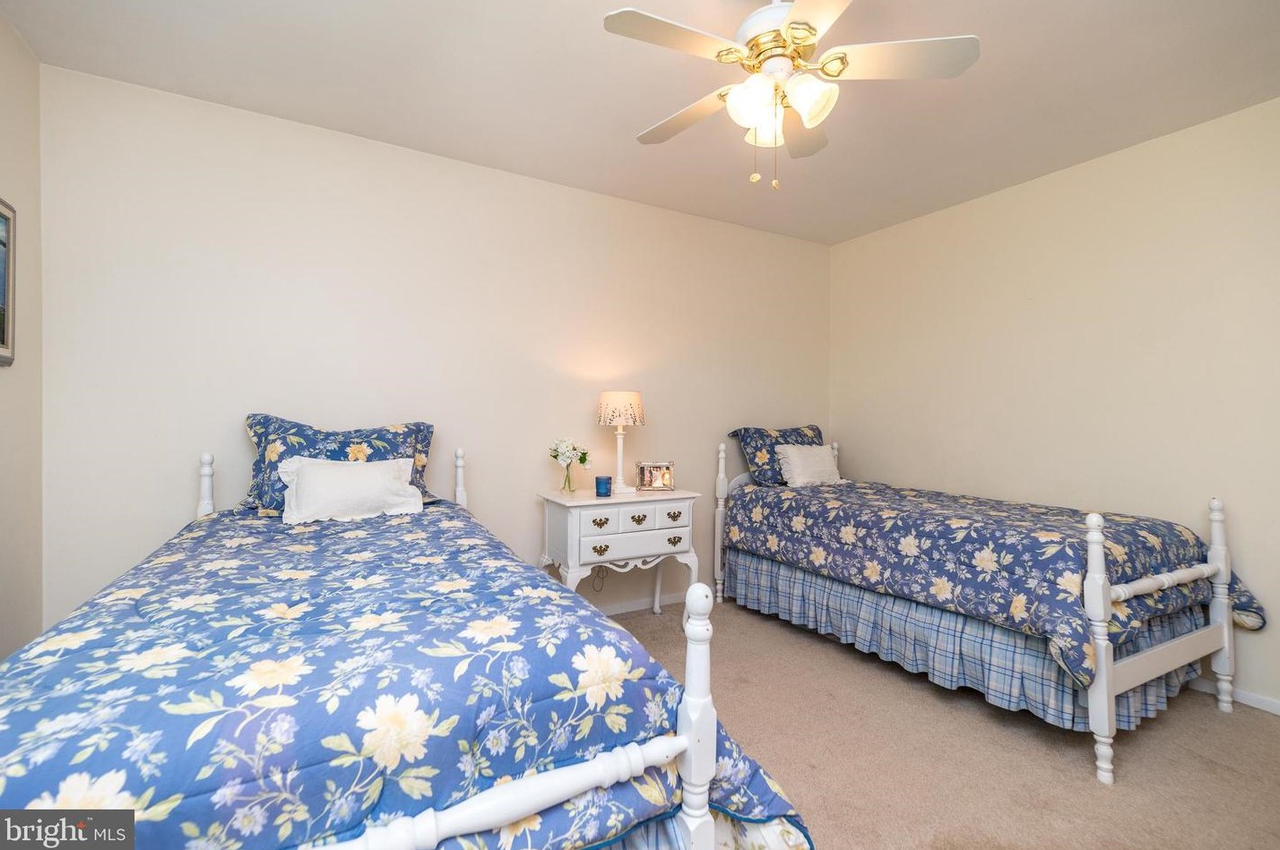 890 Bell Ln, Prospectville PA 19002-2905 exterior