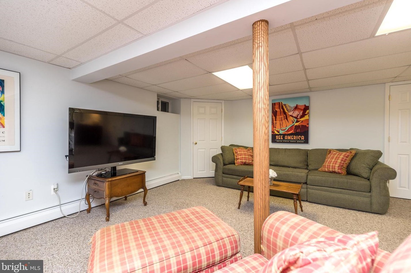 890 Bell Ln, Prospectville PA 19002-2905 exterior