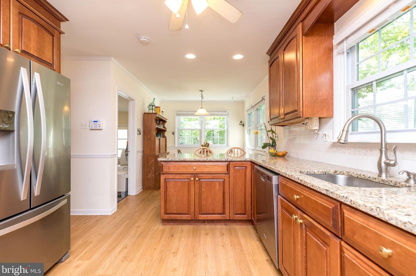 890 Bell Ln, Prospectville PA 19002-2905 exterior