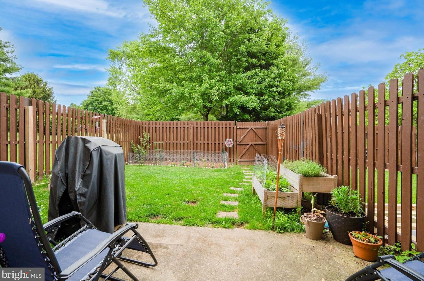 109 Hawthorne Ct, Collegeville, PA 19426-3921